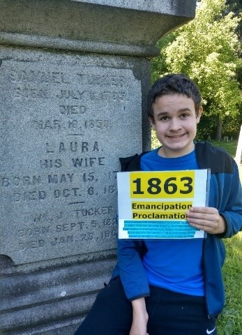 JEMS students visit the Quince St. Cemetery