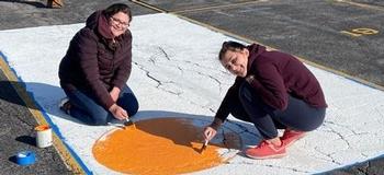 Seniors personalize parking spaces at JEHS